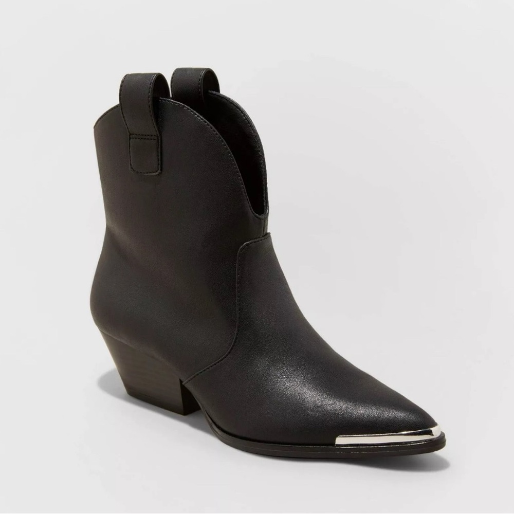 Universal Thread Women’s Black Henley Ankle Western Boots Size 10